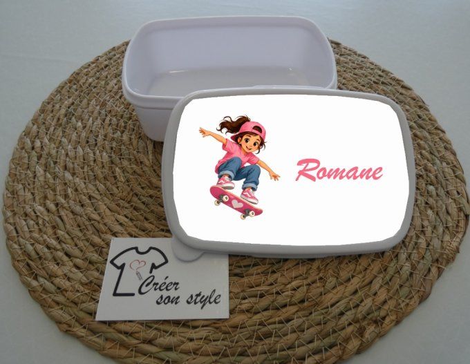 Boite à goûter "fille skate"
