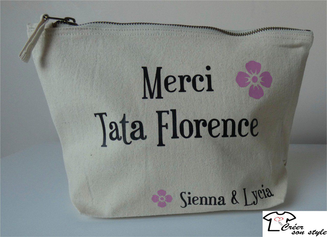 Pochette Personnalisée Tata Lettres fleuries