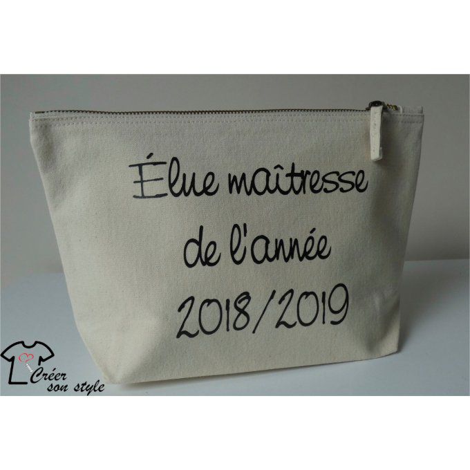 Pochette "élue maîtresse de l'année"