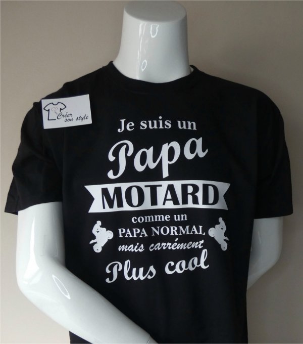 tee shirt homme "Je suis un papa motard comme un papa normal mais carrément plus cool"