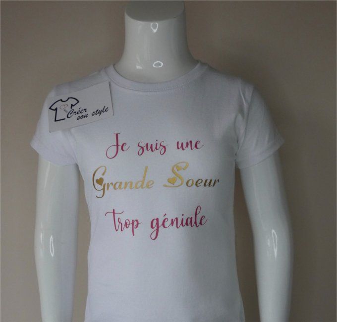 tee shirt "je suis une grande soeur trop géniale"