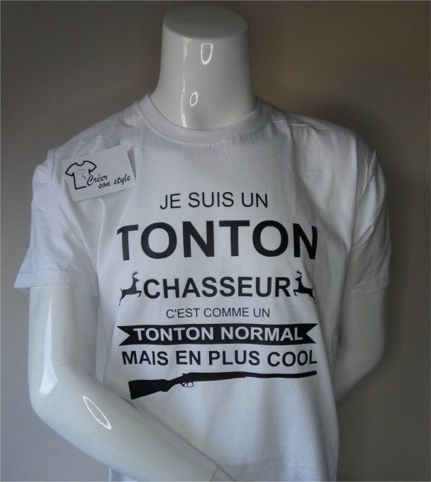 tee shirt homme "je suis un tonton chasseur c'est comme un tonton normal mais en plus cool"