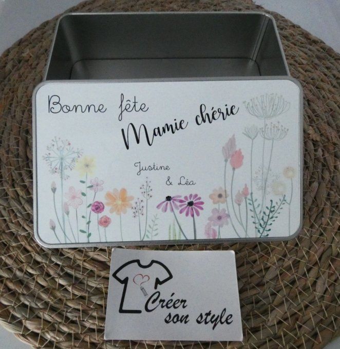 Boite métallique "bonne fête mamie chérie"