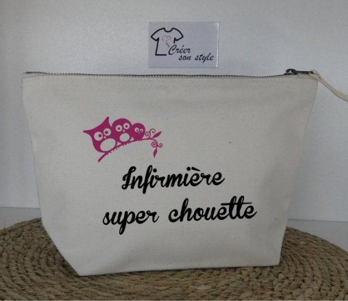 pochette "infirmière super chouette"