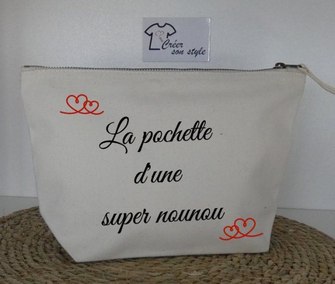 Pochette "la pochette d'une super nounou"