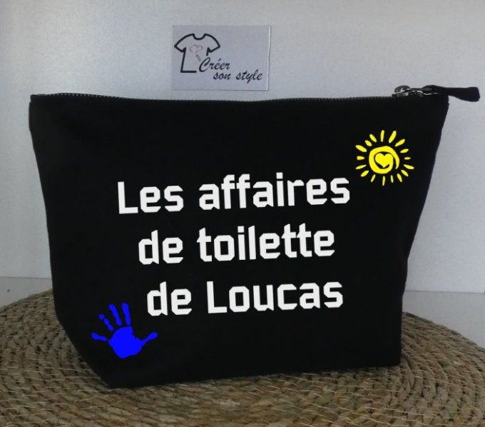 pochette "Les affaires de toilette de..." (garçon)