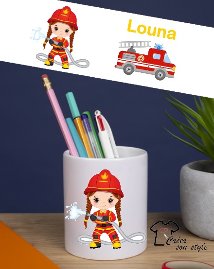 Pot à crayon "pompier fille"